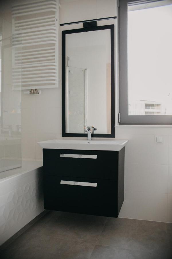 Plac Unii Apartments กดิเนีย ภายนอก รูปภาพ